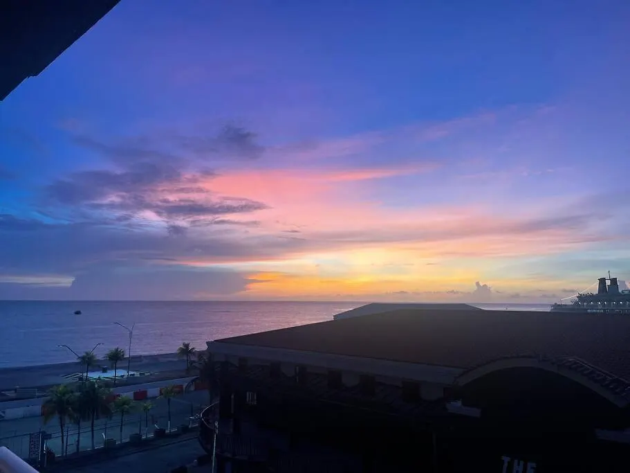 Best Downtown Aruba Vibes! Oranjestad Apartment
