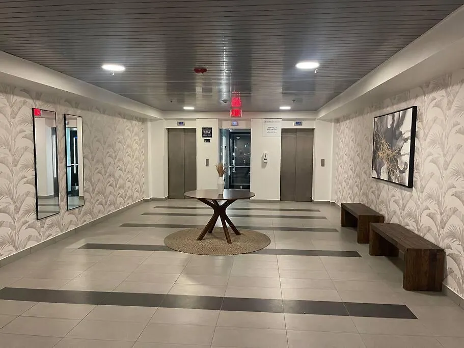 Best Downtown Aruba Vibes! Oranjestad Apartment